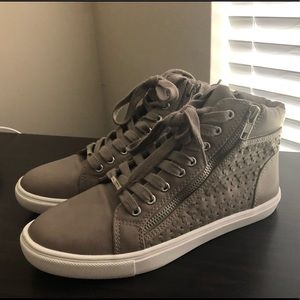 Steve Madden sport booties